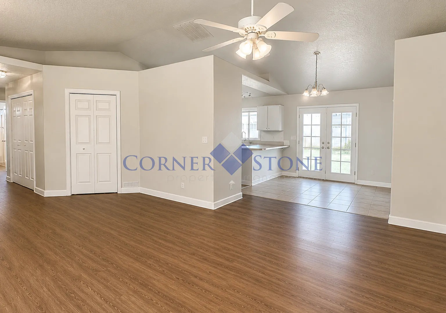 Spacious Home in Nampa! — Photo 3