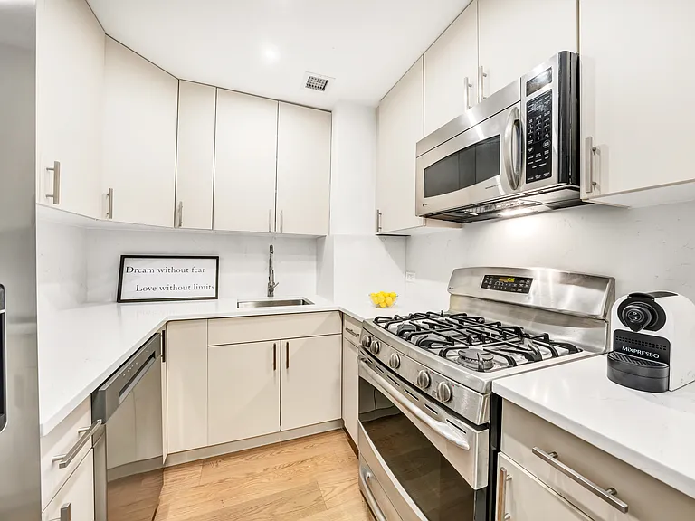 721 5th Ave #45D — Photo 7