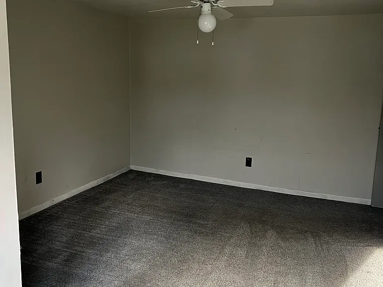 86 1/2 Fisher Rd #1/2 — Photo 24