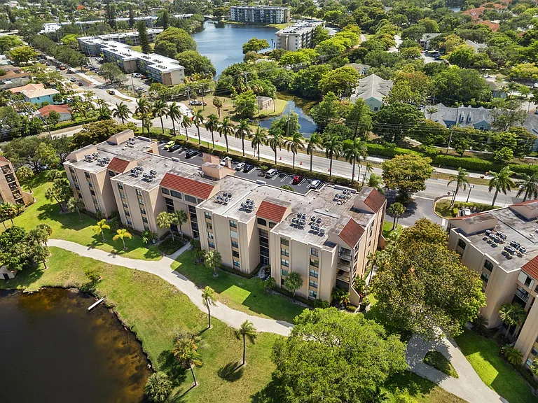 2455 Lindell Blvd #3103 — Photo 34