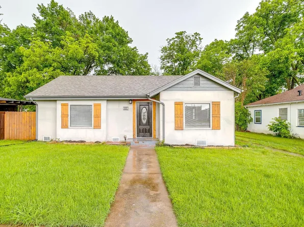 823 College St, Cleburne, TX 76033