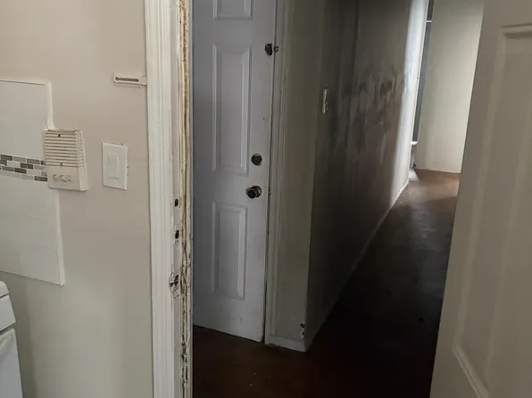 398 Baldwin Avenue image 7 of 9