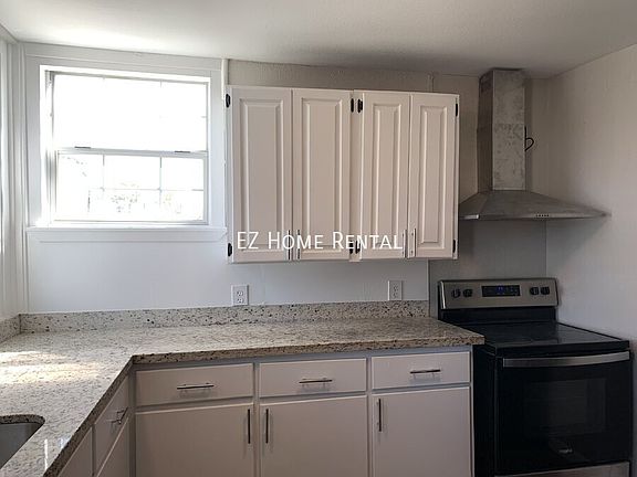 2nd image of 7515 Bayway Dr #4