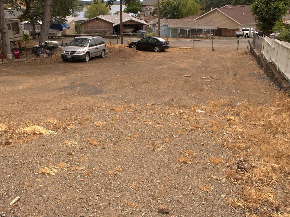 1st image of 12952 Lakeshore Dr