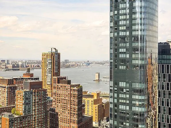 100 Barclay St #27C, New York, NY 10007