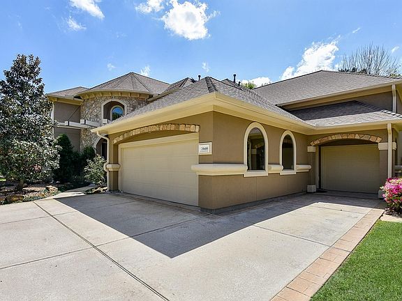 3rd image of 20600 Eaglewood Trace Dr