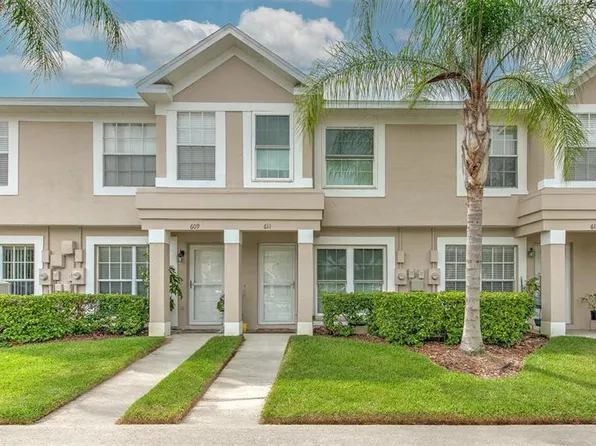 611 Kensington Lake Cir, Brandon, FL 33511