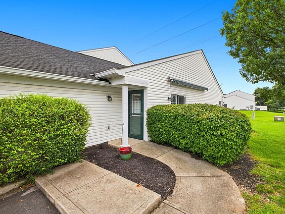 2nd image of 1932 Ironton Dr #43E