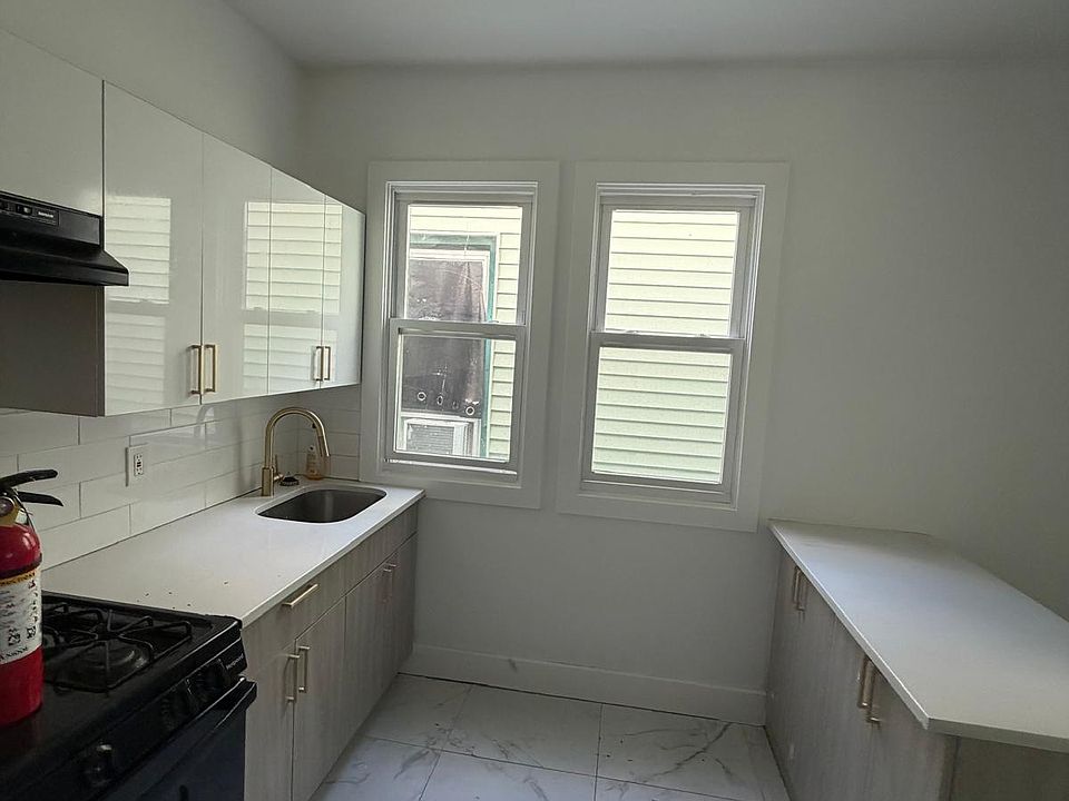 1st image of 239 12th Ave Floor 2