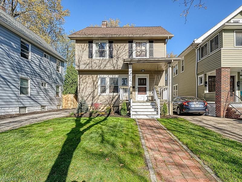 1st image of 17474 Shaw Ave