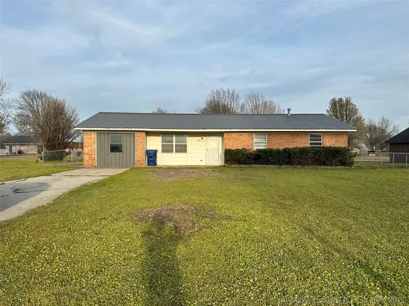 400 S County Line Rd, Allen, OK 74825