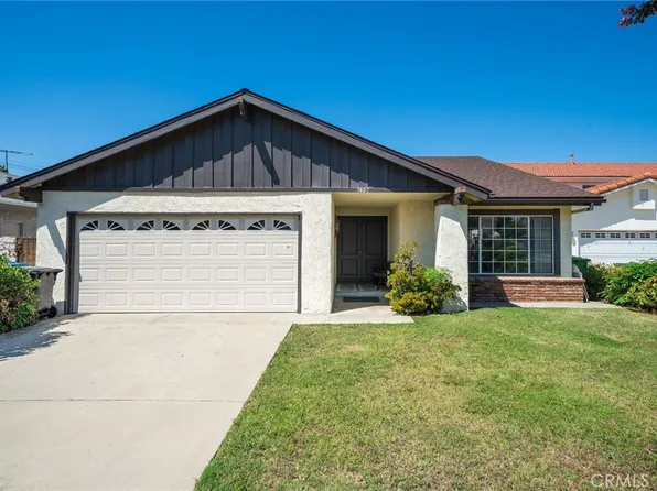 7407 Delco Pl, Winnetka, CA 91306