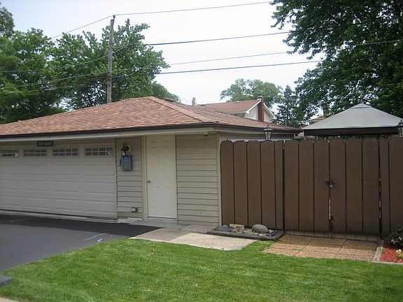 3rd image of 9411 S 81st Ave