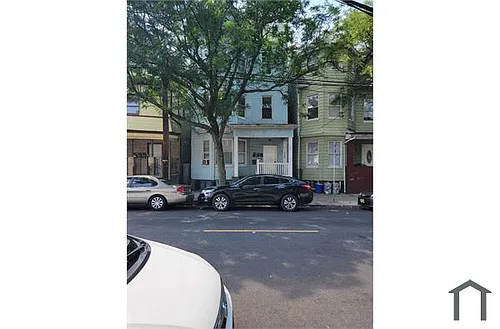 169 S 10th St #1 Photo 1