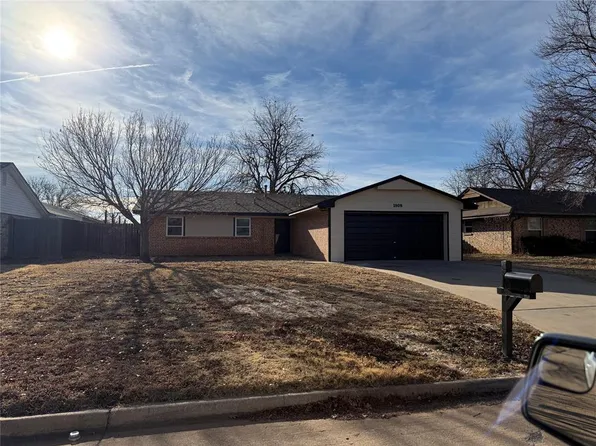 1808 E Tyler St, Altus, OK 73521