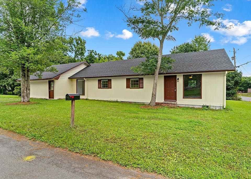 1st image of 1825 Lawson Ave