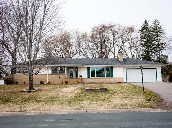 9216 Upton Ave S, Bloomington, MN 55431