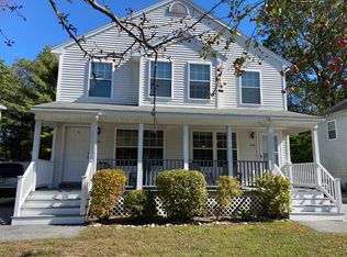 28 Carriage Ln, Portland, ME 04103
