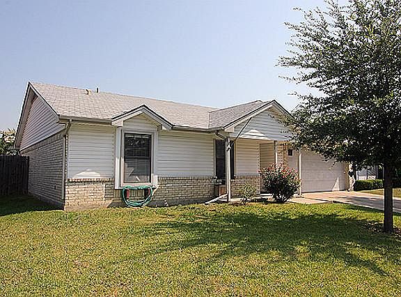 2nd image of 3733 Greenstone Dr