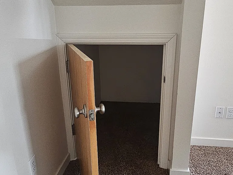 4130 Henry Ct #B — Photo 17