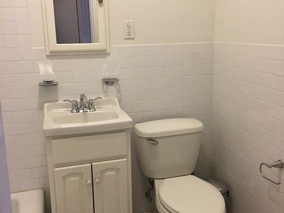 2nd image of 157 7th Ave #3RF