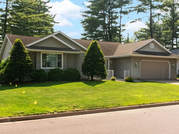 827 E Woodland Trl, Prairie Du Sac, WI 53578