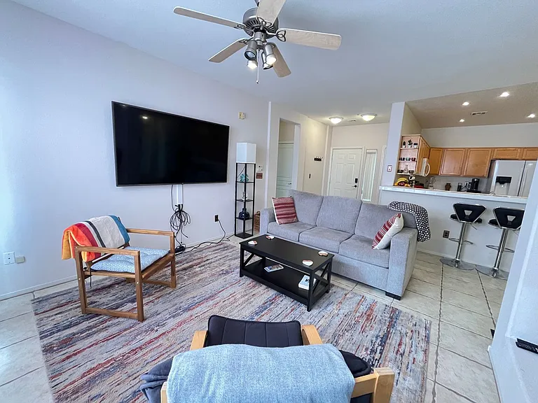1000 Duckhorn Ct #101 — Photo 2