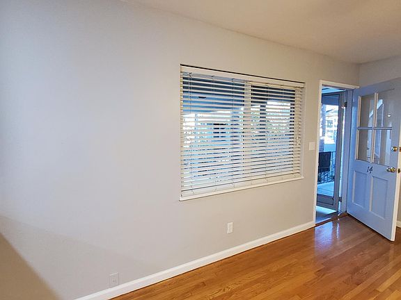 3rd image of 3949 Kansas St APT 14