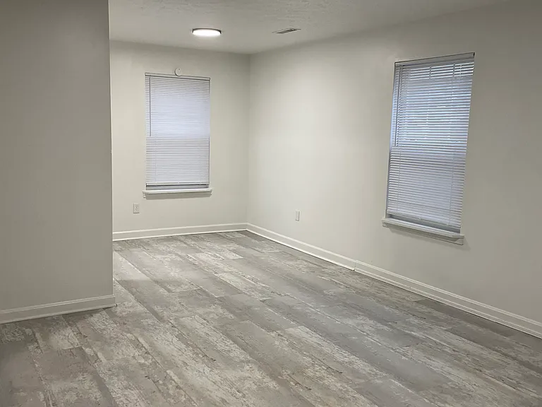 265 Fulkerson Dr #B — Photo 2