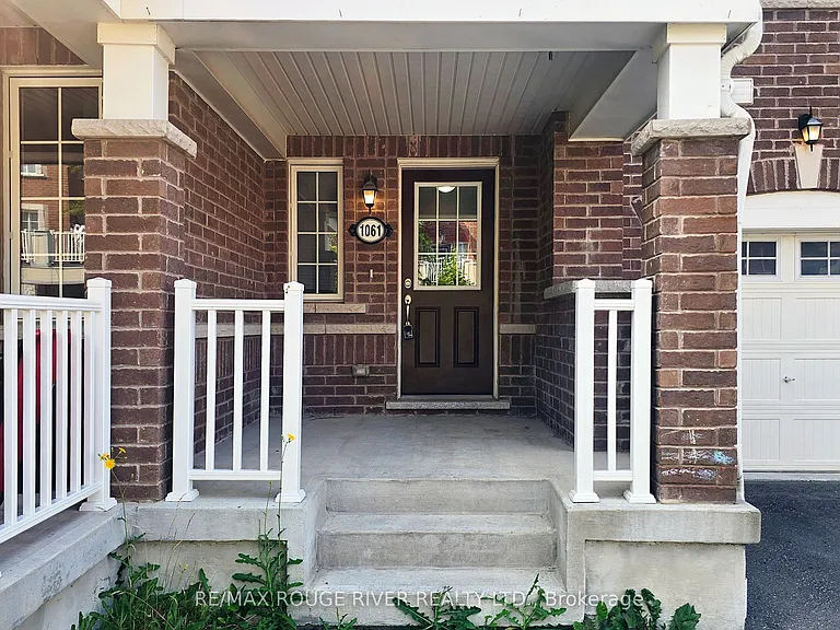 1061 Clipper Ln — Photo 3