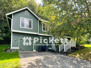 2025 Miss Ellis Loop NE, Poulsbo, WA 98370