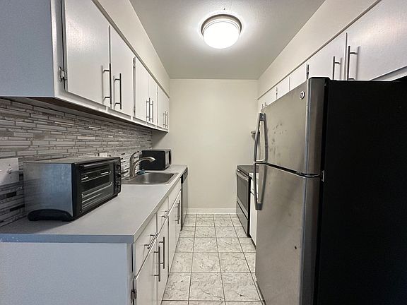 5th image of 4110 Hale Pkwy APT 2F
