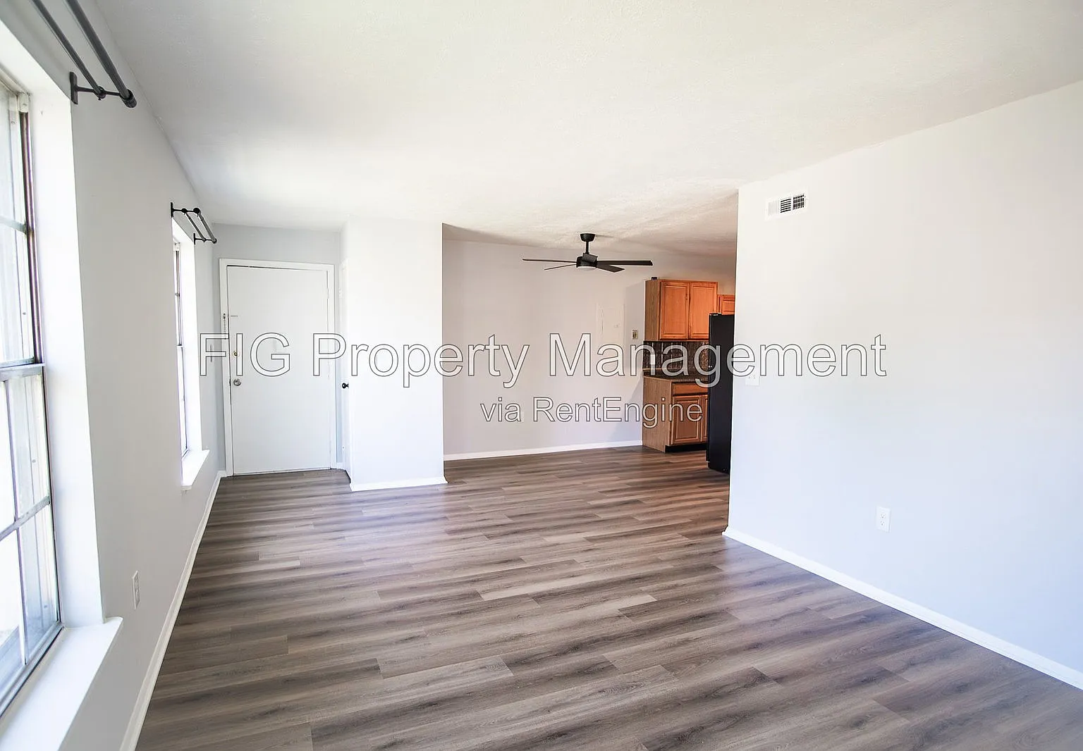 2 bed, 1.0 bath, $1,245 — Photo 2