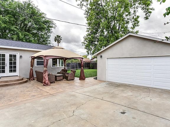 3rd image of 15170 Herring Ave
