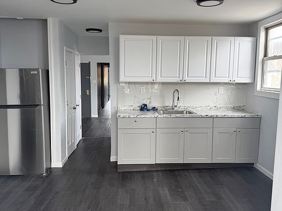 2nd image of 46 Randolph St #3L