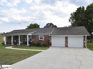 105 Carolina Ave, Greer, SC 29650