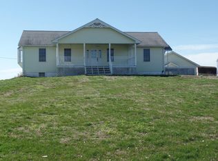 310 Airshaft Rd, Eldorado, IL 62930