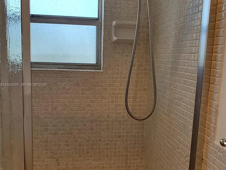 851 NE 14th Ave #414 — Photo 23