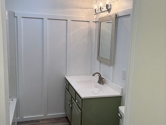 4th image of 275 1/2 5th Ave #1