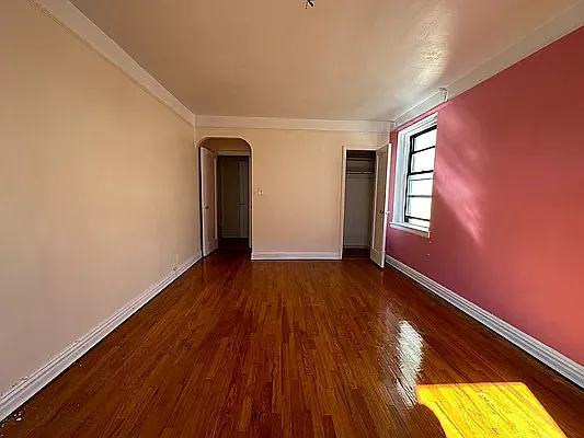 Rented by Voro, LLC | media 11