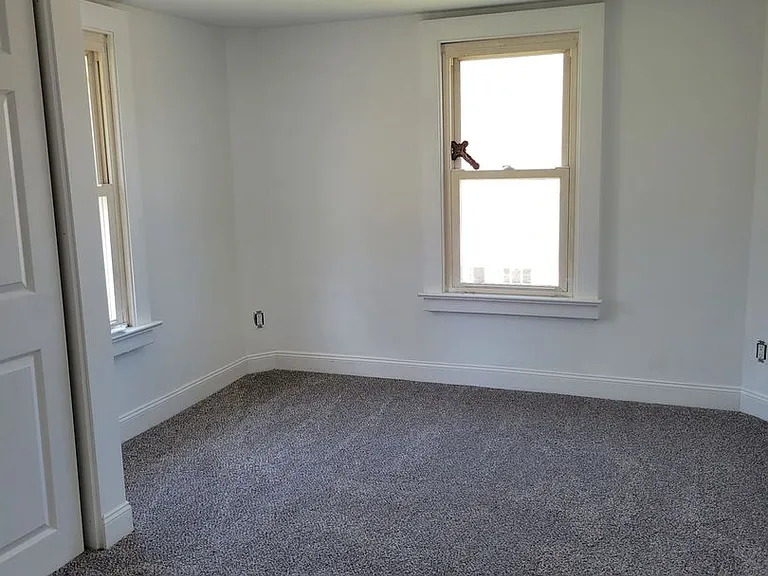 1366 Main St — Photo 10
