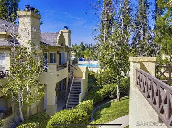 761 Brookstone Rd Unit 202, Chula Vista, CA 91913
