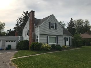 4128 Oakwood Dr, Williamsville, NY 14221