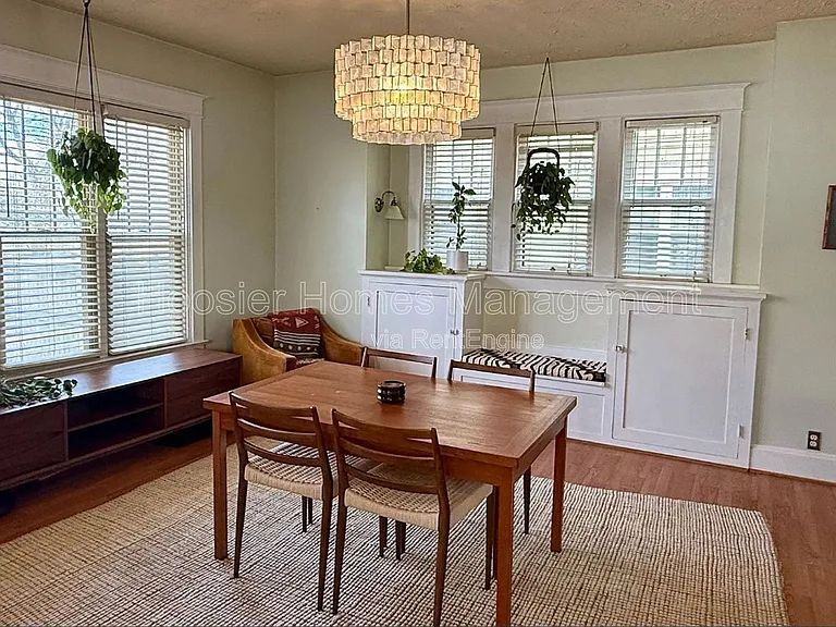 4345 Carrollton Ave — Photo 4