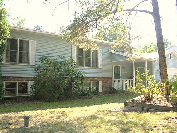 2nd image of 17146 1st St #Septemberm