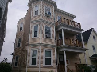 26 Buttonwood St, Dorchester, MA 02125