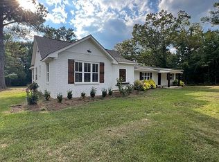 240 Magnolia Dr, Raleigh, MS 39153