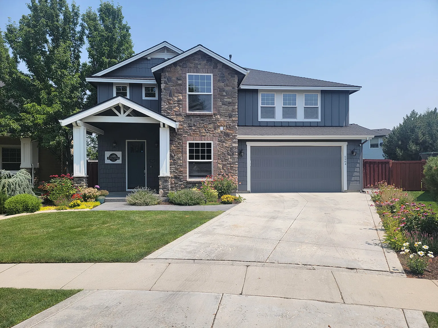 4 bed, 3139 sqft, $3,500 — Photo 1