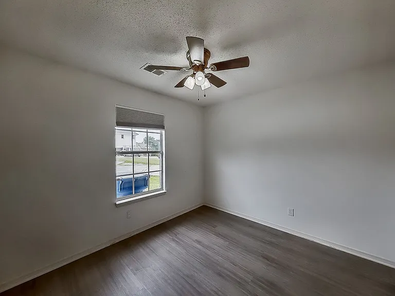 1001 Main St SE #2 — Photo 14
