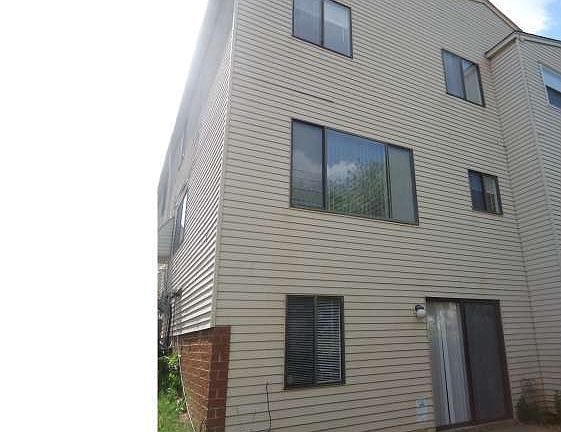 2nd image of 1526 Marcy Pl #A